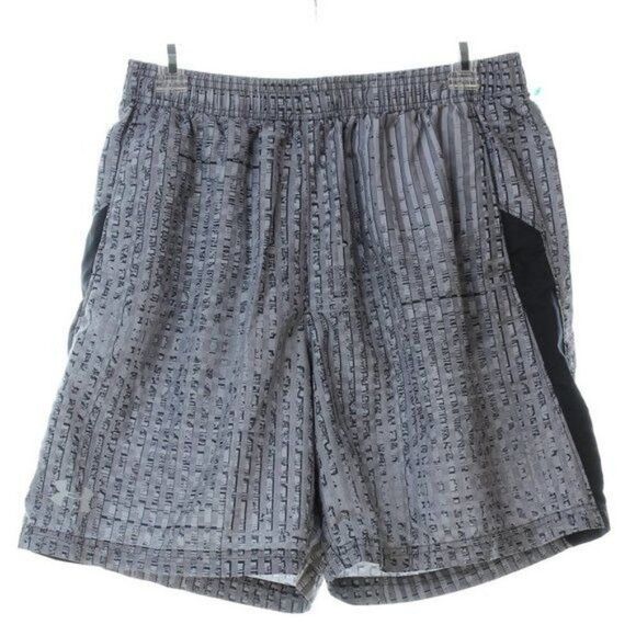 Under Armour Other - under armour shorts fitted heatgear with pockets